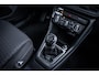 Volkswagen T-Cross 1.0 TSI Life | Achterlichten LED | Afstandscontrolesysteem (Front Assist) | Airconditioning handbediend (Climatic)