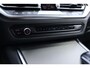 BMW 3-Serie Touring 330i xDrive High Executive M-pakket | Pano | HUD | 19" | Laser | Keyless | Hifi | Camera | DAB | Elektr. stoel + mem | Alarm kl.3 | Etc.