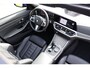 BMW 3-Serie Touring 330i xDrive High Executive M-pakket | Pano | HUD | 19" | Laser | Keyless | Hifi | Camera | DAB | Elektr. stoel + mem | Alarm kl.3 | Etc.