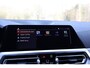 BMW 3-Serie Touring 330i xDrive High Executive M-pakket | Pano | HUD | 19" | Laser | Keyless | Hifi | Camera | DAB | Elektr. stoel + mem | Alarm kl.3 | Etc.