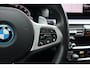 BMW 5-Serie 545e xDrive High Executive Edition M-Sport Pro | HUD | M Multifunctionele stoel | Elektr. schuif/kanteldak | Harman Kardon | Co Pilot | Laser | DAB | Camera | 20" | 4-zone clima | Grootlichtassistent | Alarm kl.3 | Etc.