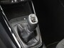 Kia Stonic 1.0 T-GDi DynamicLine - Navigatie - Climate Control - Trekhaak - 17" Lichtmetalen velgen