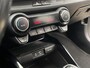Kia Stonic 1.0 T-GDi DynamicLine - Navigatie - Climate Control - Trekhaak - 17" Lichtmetalen velgen