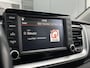 Kia Stonic 1.0 T-GDi DynamicLine - Navigatie - Climate Control - Trekhaak - 17" Lichtmetalen velgen