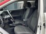 Kia Stonic 1.0 T-GDi DynamicLine - Navigatie - Climate Control - Trekhaak - 17" Lichtmetalen velgen