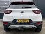 Kia Stonic 1.0 T-GDi DynamicLine - Navigatie - Climate Control - Trekhaak - 17" Lichtmetalen velgen