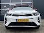 Kia Stonic 1.0 T-GDi DynamicLine - Navigatie - Climate Control - Trekhaak - 17" Lichtmetalen velgen