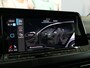 Volkswagen Golf 1.5 TSI Style - Stoel+ stuurverwarming - Trekhaak - Navi - Apple carplay/ Android auto
