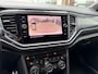 Volkswagen T-Roc 1.5 TSI Sport Trekhaak | Stuur/stoel verw | App connect