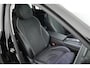 Volkswagen Passat Variant 1.5 eHybrid 204pk Business Trekhaak Camera Leder/Alcantara Stoel+ Stuurverwarming Massage Led Navigatie