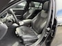 BMW 3-Serie Touring 320i High Executive M-Sport | Panoramadak | Camera | Head-Up Display | DAB | Stoelverwarming | Elektrische Achterklep |