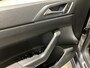 Volkswagen Polo 1.0 TSI R-Line Edition | Fysieke voorraad auto | Panoramisch dak | Stoelverwarming | Draadloos Apple Carplay | Sfeerverlichting | LED Matrix koplampen