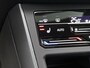 Volkswagen Polo 1.0 TSI R-Line Edition | Fysieke voorraad auto | Panoramisch dak | Stoelverwarming | Draadloos Apple Carplay | Sfeerverlichting | LED Matrix koplampen