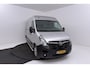 Opel Movano 2.3 Turbo L2H2 | Trekhaak | Org NL | CarPlay | Camera | Navigatie | Cruise Control | Climate Control | Betimmering |