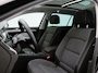 Volkswagen Passat 1.4 TSi 218 Pk PHEV GTE Business | Panoramadak | Camera | Adaptive Cruise | Stoelverwarming | Navigatie | CarPlay | 17 Inch | 73.094 Km !!