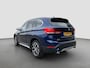 BMW X1 sDrive20i VDL Nedcar Edition Automaat | Schuif- kanteldak | Sportstoelen | Leder | Head-up display | Navigatie | Climate controle | Camera | Elektrische achterklep | LED koplampen | Parkeersensoren