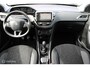 Peugeot 2008 1.2 PureTech Blue Lion 110 pk, Trekhaak, Panorama dak, Pdc, App connect, Navi, Cruise, Airco, 16 Inch Lmv.