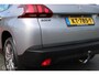 Peugeot 2008 1.2 PureTech Blue Lion 110 pk, Trekhaak, Panorama dak, Pdc, App connect, Navi, Cruise, Airco, 16 Inch Lmv.