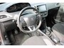 Peugeot 2008 1.2 PureTech Blue Lion 110 pk, Trekhaak, Panorama dak, Pdc, App connect, Navi, Cruise, Airco, 16 Inch Lmv.