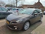 Mazda 3 2.0 GT-M. Dealer onderhouden en zeer luxe! O.a. leder, stoelverw, navigatie, pdc, afn.trekhaak, elek, stoelen, etc, etc.