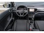 Volkswagen T-Cross 1.0 TSI 110pk Life | Camera Achter | Keyless Entry | Trekhaak Afneembaar | Navigatie | Allseason Banden
