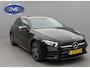 Mercedes-Benz A-klasse 250 e Business Black Solution 160 pk AMG Limited, trekhaak, sfeerverlichting, dig cockpit, stoelverwarming,