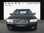 Volvo V70 2.0T Edition Sport / 17" Velgen / Trekhaak afneembaar / Xenon verlichting /
