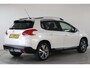 Peugeot 2008 1.2 PureTech Allure Distributieriem v.v. | All-seasons | Panorama | Climate | Cruise | Lichtmetaal.
