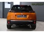 Peugeot 2008 1.2 PureTech GT *UNIEK 18dkm* Orange Metallic/Apple Carplay & Camera