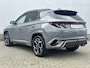 Hyundai Tucson 1.6 T-GDI HEV N Line Automaat / 1e eigenaar / Nieuw Model 2025 / Stuur-, stoel- en achterbankverwarming / Stoelventilatie / Navigatie / Apple Carplay Android / 19” LM wielen /