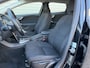 Volvo V40 1.6 T2 Summum / Xenon / 16" Velgen / Stoel verwarming / Voorruit verwarming /