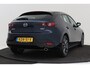 Mazda 3 2.0 e-SkyActiv-G M Hybrid 122 Luxury | Trekhaak | Dealer Ond. | CarPlay | Camera | Head-Up | Stoel-/Stuurverwarming |