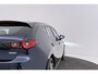 Mazda 3 2.0 e-SkyActiv-G M Hybrid 122 Luxury | Trekhaak | Dealer Ond. | CarPlay | Camera | Head-Up | Stoel-/Stuurverwarming |