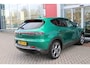 Alfa Romeo Tonale 1.5T Hybrid 160PK VELOCE | AFNEEMBARE TREKHAAK | PREMIUM PACK: LEDEREN BEKLEDING/GEVENTILEERDE VOORSTOELEN/4-VOUDIG ELEKTRISCH VERSTELBARE LENDESTEUN VOORSTOELEN/ELEKTRISCH BEDIENBARE VOORSTOELEN/GEHEUGEN OP DE BESTUUDERSSTOEL/HOOGGLANS ZWARTE RAAMOMLIJSTING/AMBIENT LIGHTING | TECHNOLOGY PACK: PARKEERWAARSCHUWING VOOR EN ACHTER/360° CAMERA/AUTOMATISCH INPARKEREN/ AUTONOMOUS DRIVING LEVEL 2: ADAPTIVE CRUISE CONTROL/LANE CENTERING ASSIST/TRAFFIC JAM ASSIST DODEHOEK DETECTIE AUTOMATISCH DIMMENDE BUITENSPIEGELS ELEKTRISCH BEDIENBARE ACHTERKLEP | WINTERPACK: STOELVERWARMING VOOR/STUURVERWARMING/VERWARMBARE RUITENSPROEIERS | HARMAN KARDON SOUND SYSTEM | 20" LICHTMETALEN VELGEN "GRAPHITE GREY" | DRAADLOZE TELEFOONLADER | NAVIGATIE | DRAADLOZE APPLE CARPLAY/ANDROID AUTO | FULL LED MATRIX KOPLAMPEN |