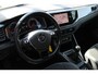 Volkswagen Polo 1.0 TSI 95pk Highline / Navigatie / LM 15 inch / Parkeersensoren V+A / Adaptive cruise / Verwarmb voorstoelen