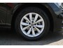 Volkswagen Polo 1.0 TSI 95pk Highline / Navigatie / LM 15 inch / Parkeersensoren V+A / Adaptive cruise / Verwarmb voorstoelen