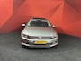 Volkswagen Passat Variant 1.6 TDI Connected Series Plus | Automaat | Adaptive cruise | Pano | Half leder