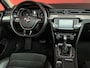 Volkswagen Passat Variant 1.6 TDI Connected Series Plus | Automaat | Adaptive cruise | Pano | Half leder