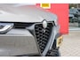 Alfa Romeo Tonale 1.5T Hybrid 160PK VELOCE | PREMIUM PACK: LEDEREN BEKLEDING/GEVENTILEERDE VOORSTOELEN/4-VOUDIG ELEKTRISCH VERSTELBARE LENDESTEUN VOORSTOELEN/HOOGGLANS ZWARTE RAAMOMLIJSTING/AMBIENT LIGHTING | TECHNOLOGY PACK: PARKEERWAARSCHUWING VOOR EN ACHTER/360° CAMERA/AUTOMATISCH INPARKEREN/ AUTONOMOUS DRIVING LEVEL 2: ADAPTIVE CRUISE CONTROL/LANE CENTERING ASSIST/TRAFFIC JAM ASSIST DODEHOEK DETECTIE AUTOMATISCH DIMMENDE BUITENSPIEGELS ELEKTRISCH BEDIENBARE ACHTERKLEP | WINTERPACK: STOELVERWARMING VOOR/STUURVERWARMING/VERWARMBARE RUITENSPROEIERS | 19" LICHTMETALEN VELGEN  | DRAADLOZE TELEFOONLADER | NAVIGATIE | DRAADLOZE APPLE CARPLAY/ANDROID AUTO | FULL LED MATRIX KOPLAMPEN |