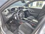 Peugeot e-2008 EV 54kWh 156pk GT Avantage | 97% SOH I 360 Camera | Stoel -en Stuurverwarming | Leder/ Alcantara |