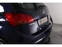 Kia Venga 1.6 CVVT X-ecutive Navigatie, Camera, Trekhaak