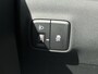 Hyundai i10 1.0 Comfort Smart 5-zits Automaat / Fabrieksgarantie t/m 06-2029 / Dealer onderhouden / Stuur- en stoelverwarming / Navigatie / Apple Carplay Android / Camera / 15" LM wielen & All Season banden /