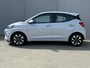 Hyundai i10 1.0 Comfort Smart 5-zits Automaat / Fabrieksgarantie t/m 06-2029 / Dealer onderhouden / Stuur- en stoelverwarming / Navigatie / Apple Carplay Android / Camera / 15" LM wielen & All Season banden /