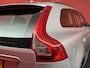 Volvo XC60 2.0 D4 FWD R-Design | Navigatie | Climate Control | Trekhaak | APK 24-11-2026 |