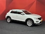 Volkswagen T-Roc 1.5 TSI Style | Adaptive Cruise | Distr vervangen | Apple carplay