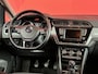 Volkswagen Touran 1.6 TDI SCR Highline 7p | Navigatie | Climate Control | Trekhaak | PDC |