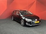 Volkswagen Golf Variant 1.2 TSI Connected Series | Camera | Stoelverwarming | Half leder