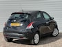 Lancia Ypsilon 0.9 TwinAir Silver | Nieuw Binnen | Cruise Control | Airco | APK 16-12-2026 |