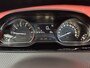 Peugeot 2008 1.2 PureTech Allure  | Automaat | Navigatie | Climate Control | Trekhaak | PDC |