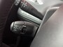 Peugeot 2008 1.2 PureTech Allure  | Automaat | Navigatie | Climate Control | Trekhaak | PDC |